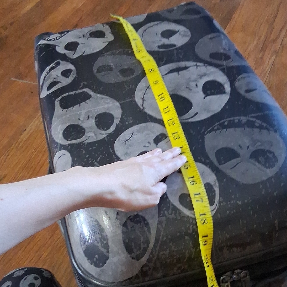 American Tourister Disney Nightmare Before Christmas Jack Skellington Suitcase - Picture 7 of 12